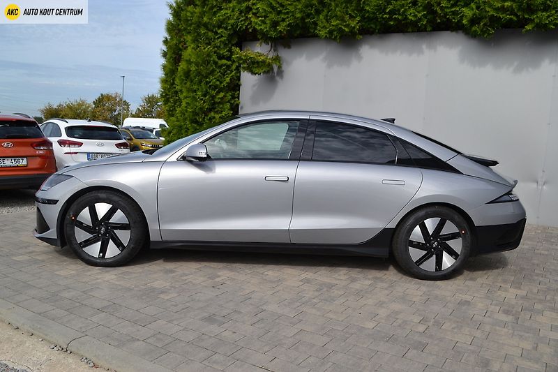 Hyundai Ioniq 6 239KW 4x4 POWER 77kWh STYLE PR - fotka 2 z 74