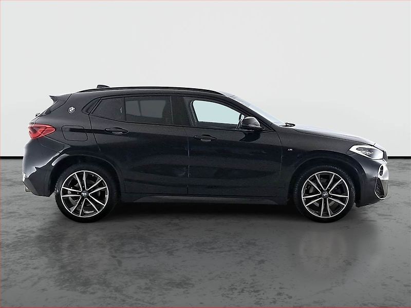 BMW X2 (2019) M Paket sDrive20i, Automat - fotka 6 z 18