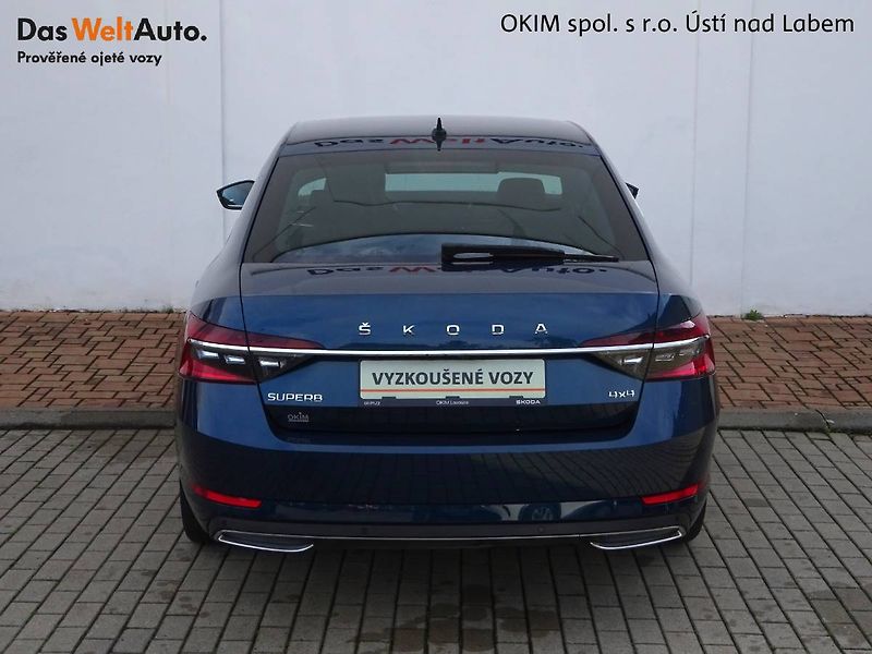 Škoda Superb (2022) 2,0 TDi/ 147kW DSG 4x4 L&K - fotka 28 z 29