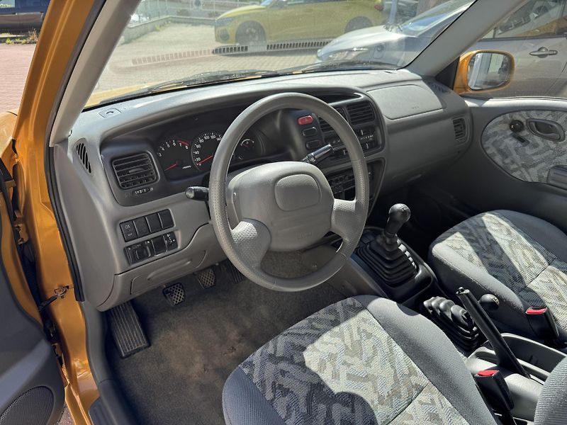 Suzuki Grand Vitara (2001) Cabrio - fotka 16 z 23