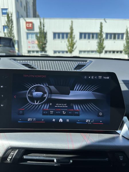 BMW X2 (2025) 5L Záruka, Servis zdarma - fotka 27 z 33