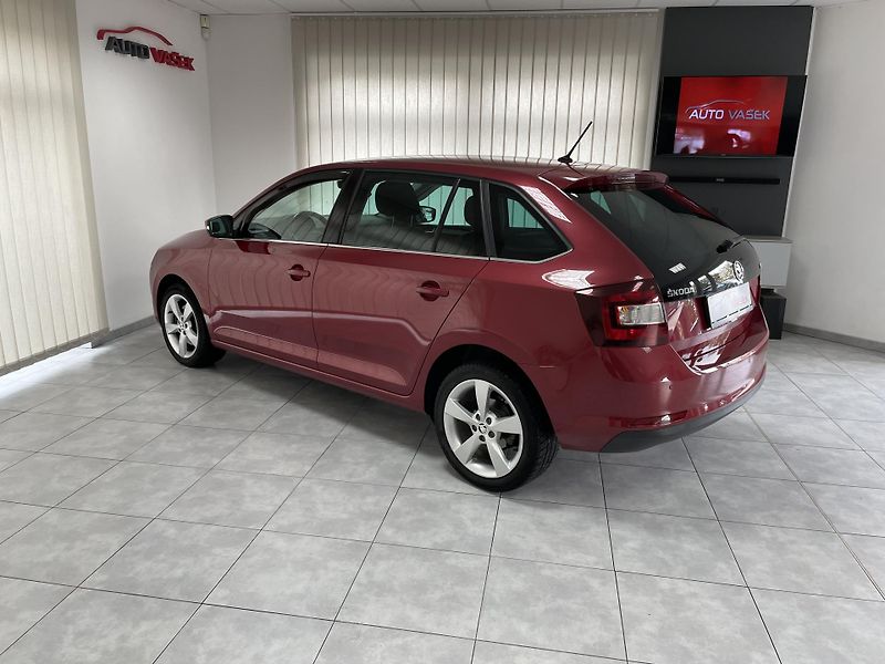 Škoda Rapid 1.0 TSi Spaceback REZERVACE  - fotka 9 z 27