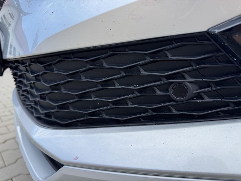 Škoda Karoq 2.0TDi SportLine MAX Výbava - fotka 30 z 35
