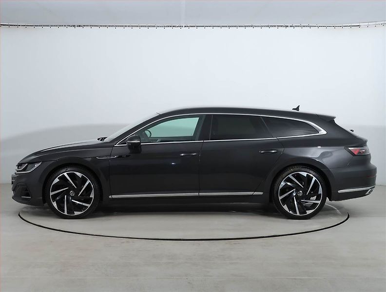 Volkswagen Arteon (2021) R-line 2.0 TSI - fotka 3 z 25