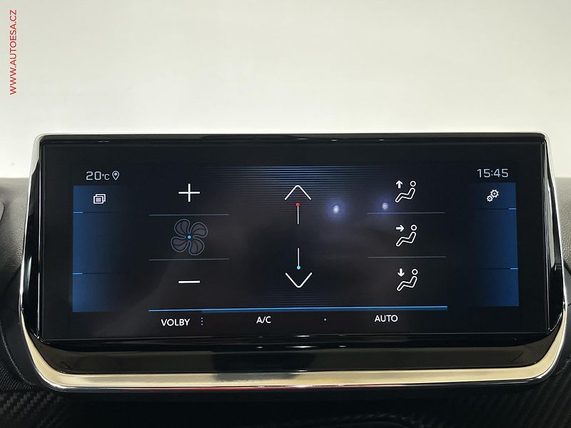 Peugeot 208 (2019) 1.2 PT, GT, LED, navi - fotka 15 z 19
