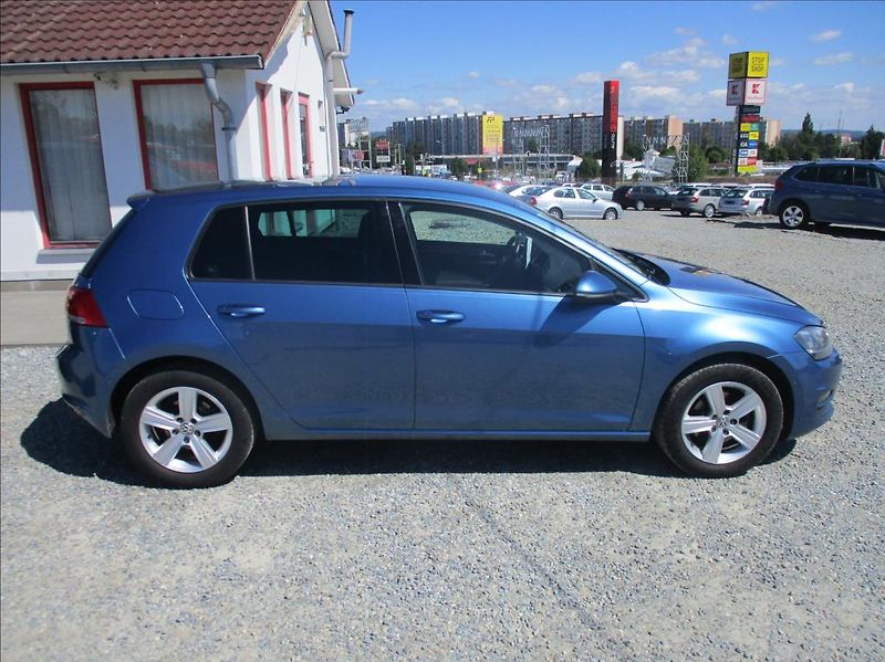 Volkswagen Golf 1,4 TSI,digiklima,xenon,s.kn. - fotka 5 z 41