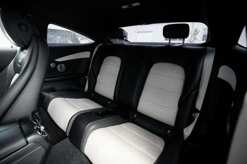 Mercedes-Benz Třídy C (2016) AMG C63 S Kupé 375kW - fotka 24 z 42