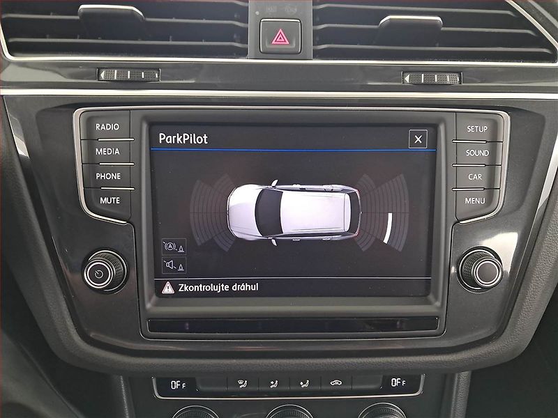 Volkswagen Tiguan (2016) 1.4 TSI, ČR,1.maj - fotka 17 z 17
