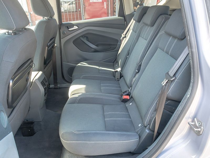 Ford C-MAX (2011) 1.6T 110KW - fotka 40 z 49