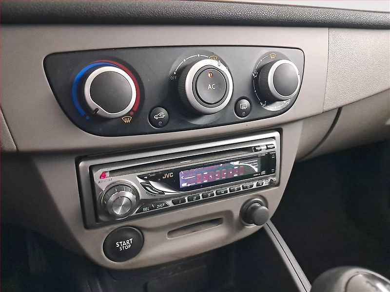 Renault Mégane (2009) 1.6 16V, ČR,1.maj, po STK - fotka 14 z 15