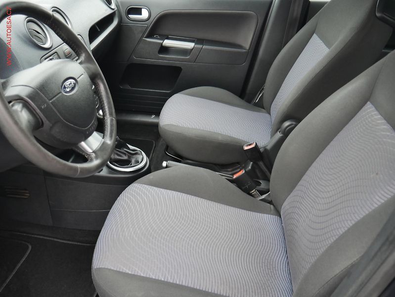 Ford Fusion (2010) 1.6i, ČR, AC, STK2/28 - fotka 9 z 16