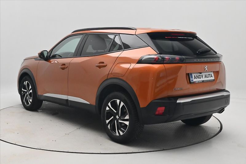 Peugeot 2008 1,5 BlueHDi 81 kW Allure Záruk - fotka 7 z 29