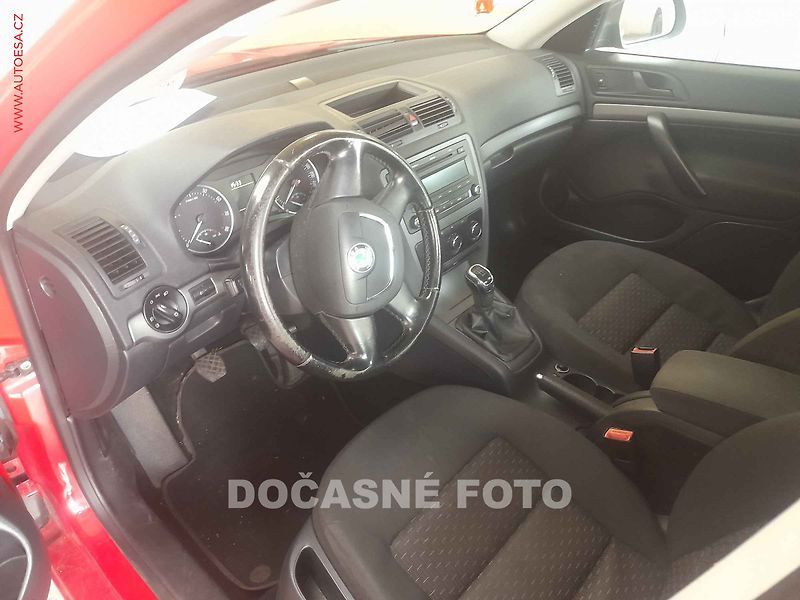 Škoda Octavia (2012) 1.2 TSi - fotka 3 z 3