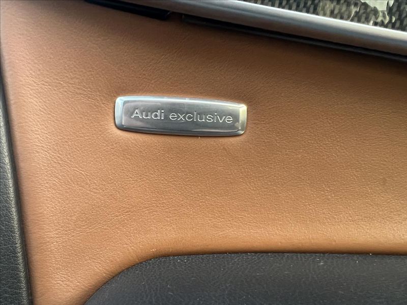 Audi S6 5,2 fsi V10 exclusive - fotka 11 z 26