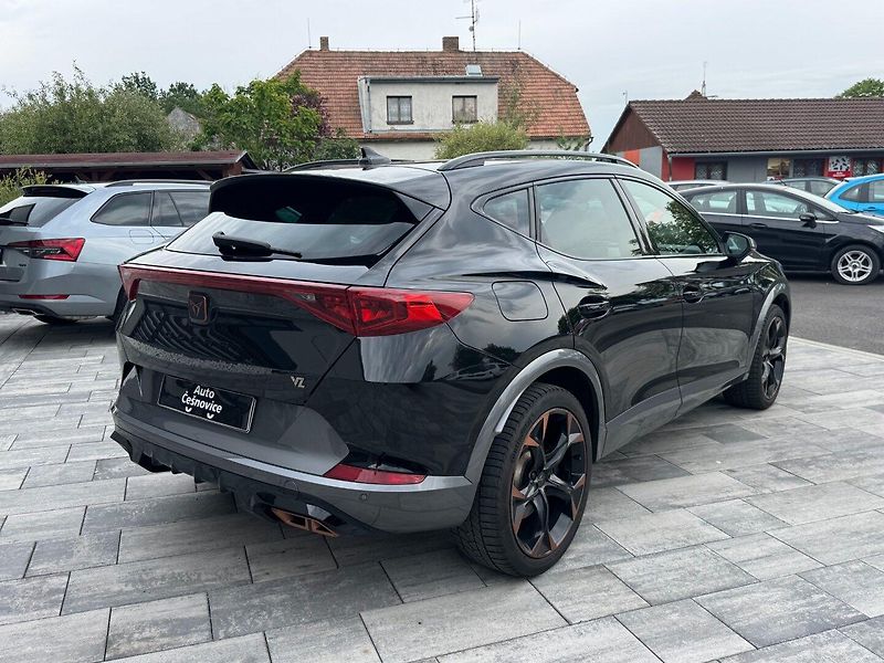 Cupra Formentor (2021) VZ e-Hybrid 180kW - fotka 5 z 31