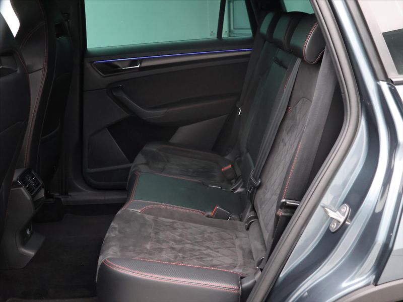 Škoda Kodiaq 2,0 TDI RS 176kW DSG 4x4 - fotka 14 z 31