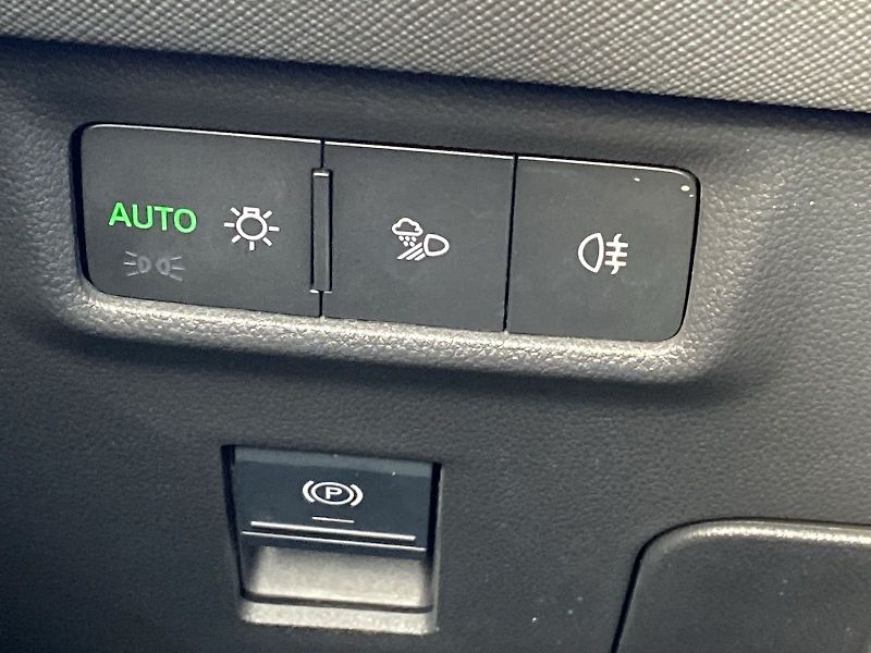Škoda Kodiaq (2024) 2.0 TDI 4x4 DSG Exclusive Sele - fotka 31 z 49