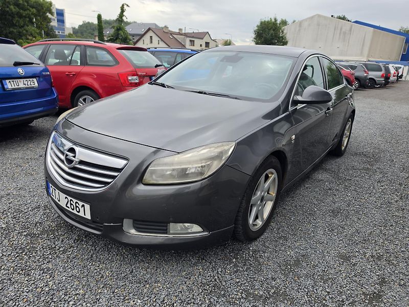 Opel Insignia 2.0CDTI Opc Line - fotka 2 z 20