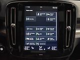 Volvo XC40 2,0 B4 AWD R-design BLIS - náhled 21