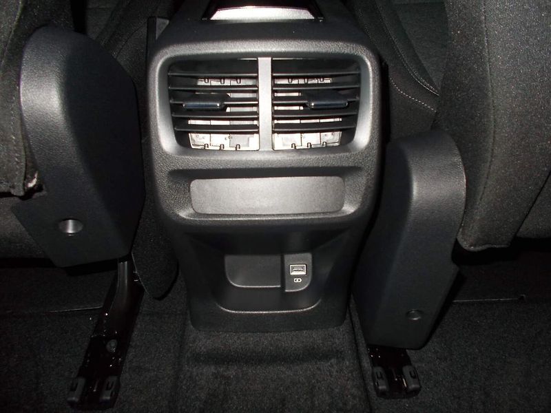 Opel Combo (2026) Edition Plus L1H1 1.2 TURBO (8 - fotka 28 z 34