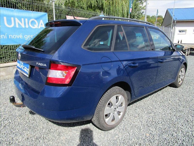 Škoda Fabia Combi 1.0TSi Ambition, Klima - fotka 4 z 36