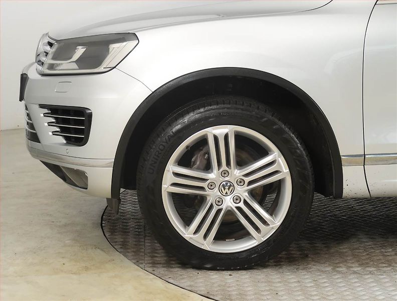 Volkswagen Touareg (2015) 3.0 TDI - fotka 15 z 31