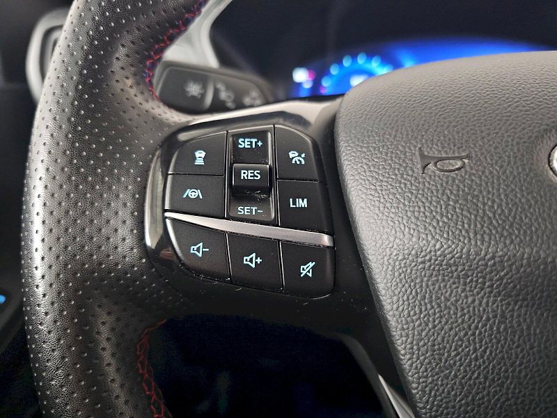 Ford Kuga (2022) 2.0EcoBlue 4X4 140KW ST-Line - fotka 10 z 33