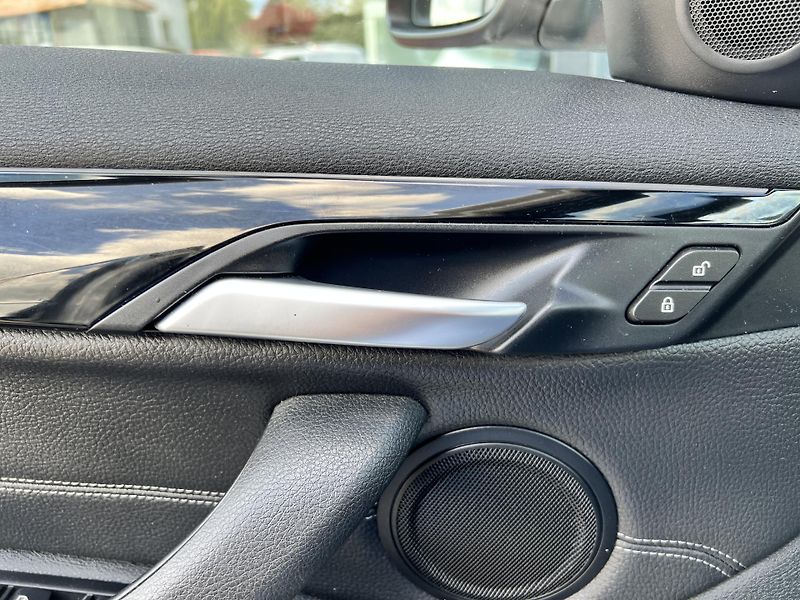 BMW X1 xDrive 20D AUTOMAT TEMPOMAT - fotka 14 z 47