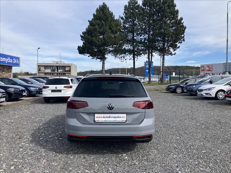 Volkswagen Passat 2,0 TAŽNÉ, KEYLESS, EL.KUFR - fotka 8 z 36