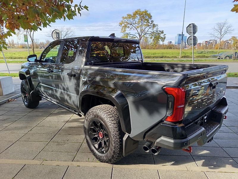Toyota Tacoma (2026) TRD PRO, ve výrobě - fotka 6 z 44