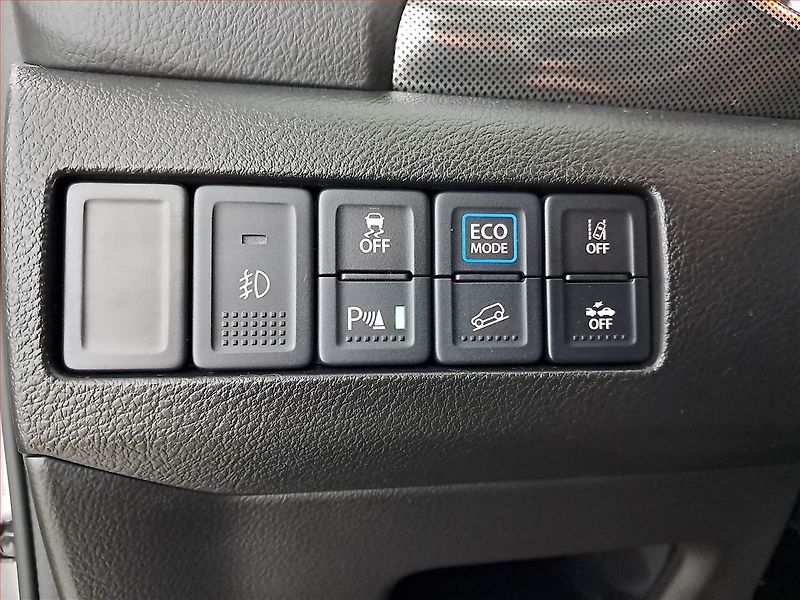 Suzuki Vitara (2024) Elegance 1.5 Hybrid - fotka 21 z 22