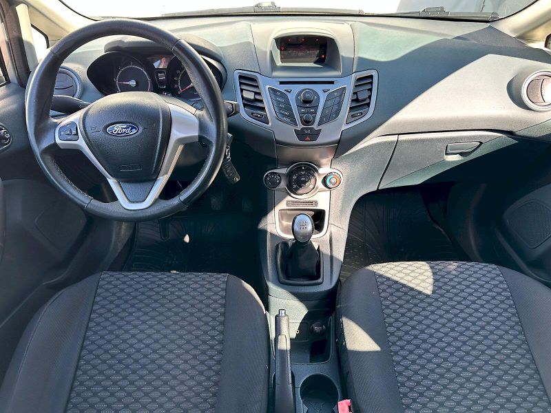 Ford Fiesta (2010) 1,4 TDCi 51 kW - fotka 5 z 23