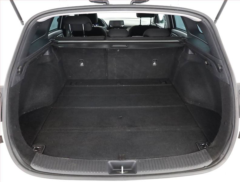 Hyundai i30 (2017) 1.6 CRDi, Tempomat - fotka 17 z 17