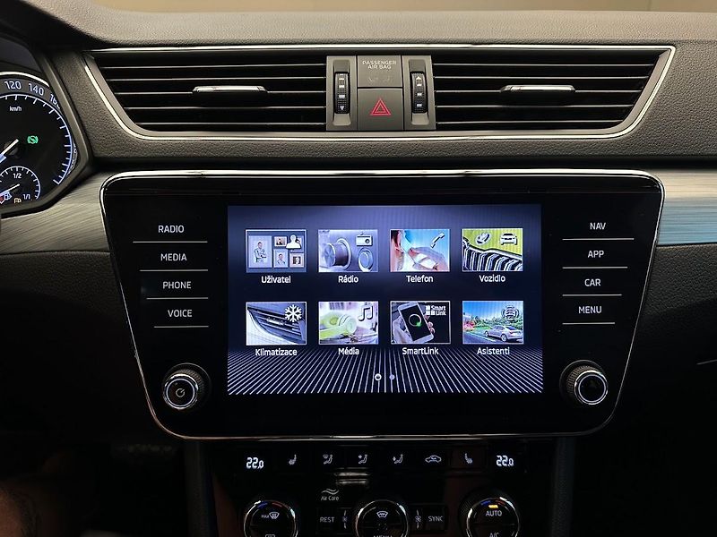 Škoda Superb (2020) SW 1.6 TDi Ambition DSG 88 kW  - fotka 20 z 27