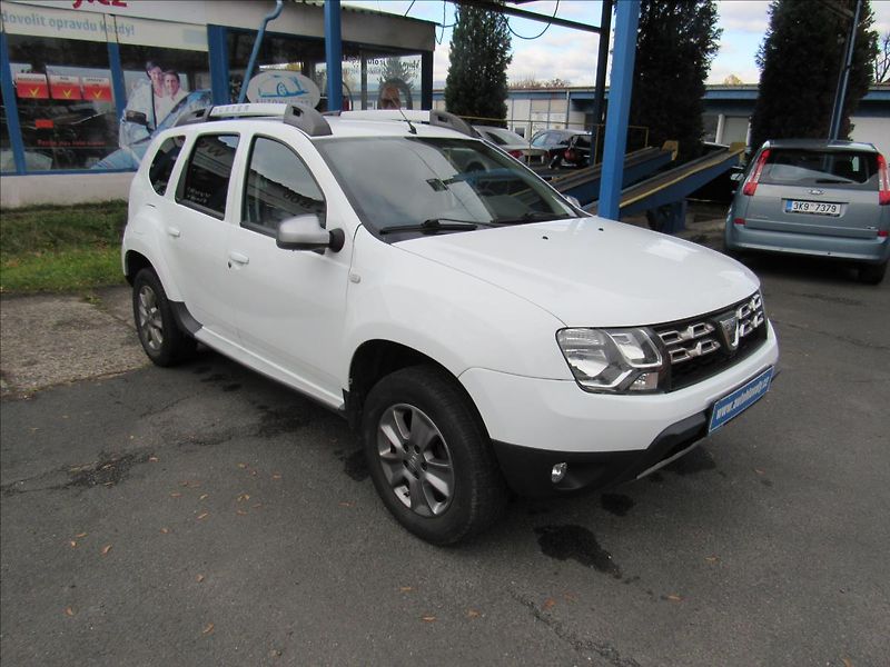 Dacia Duster 1,6 i 84kW 4x4 - fotka 3 z 25