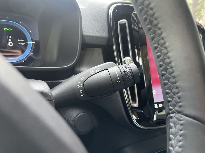 Volvo C40 Recharge Twin motor 82kWh - fotka 31 z 38