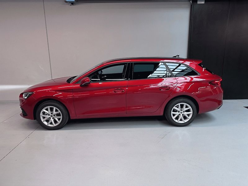 Seat Leon (2026) SP Style 1.5 TSI 115k *TAŽNÉ* - fotka 3 z 18