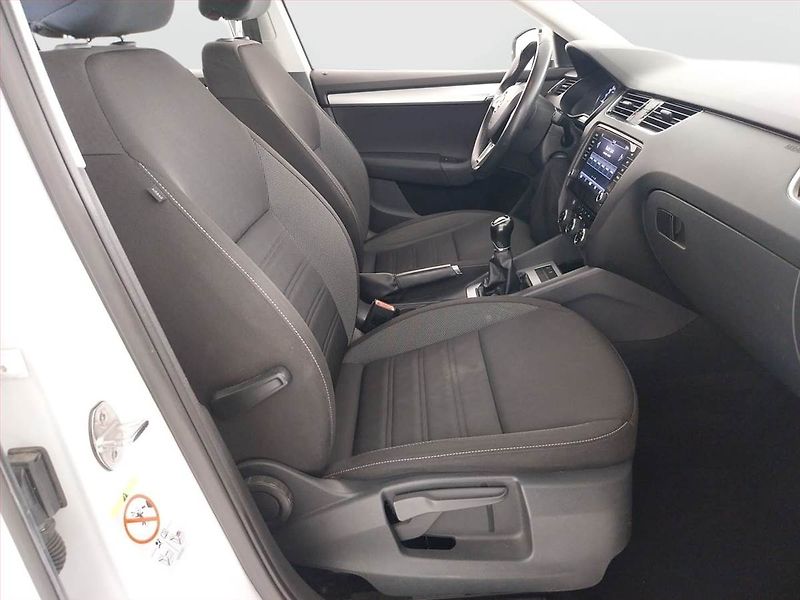 Škoda Octavia (2017) Ambition Plus 1.6 TDI - fotka 9 z 20