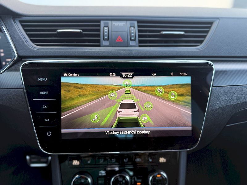 Škoda Superb (2021) SUP.COM Grt SPO TD 147/2,0 A7F - fotka 23 z 26