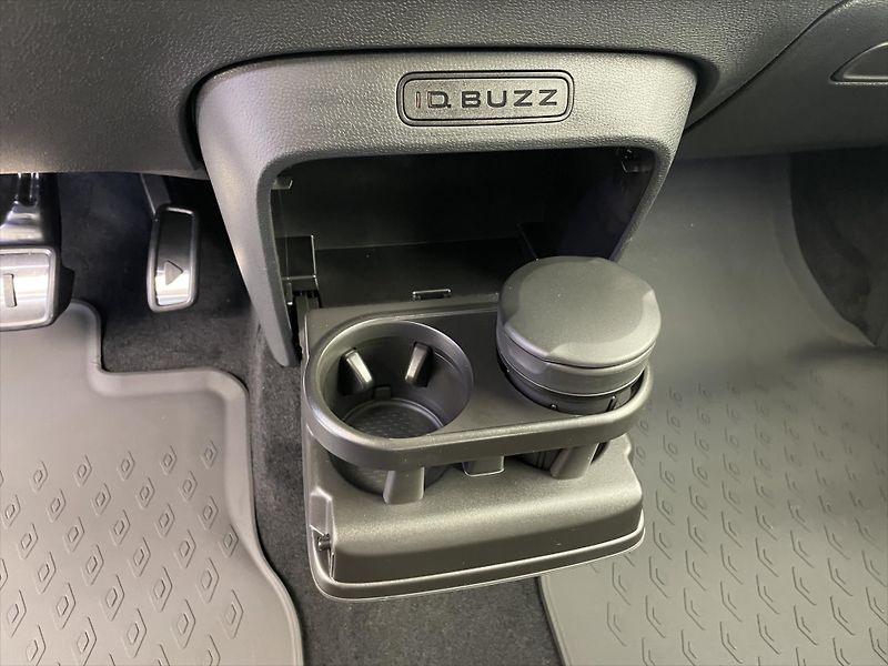 Volkswagen ID.Buzz Long Pro 86 kWh - fotka 17 z 33