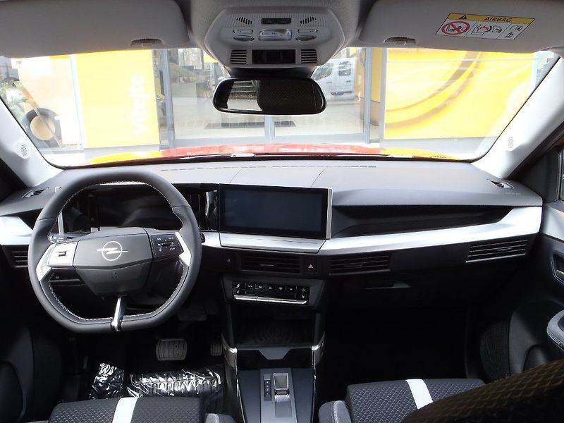 Opel Frontera Hybrid GS 1.2 Turbo 107kW - fotka 13 z 30