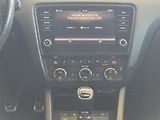 Škoda Octavia Combi 2,0 TDi 135 kW RS - náhled 12