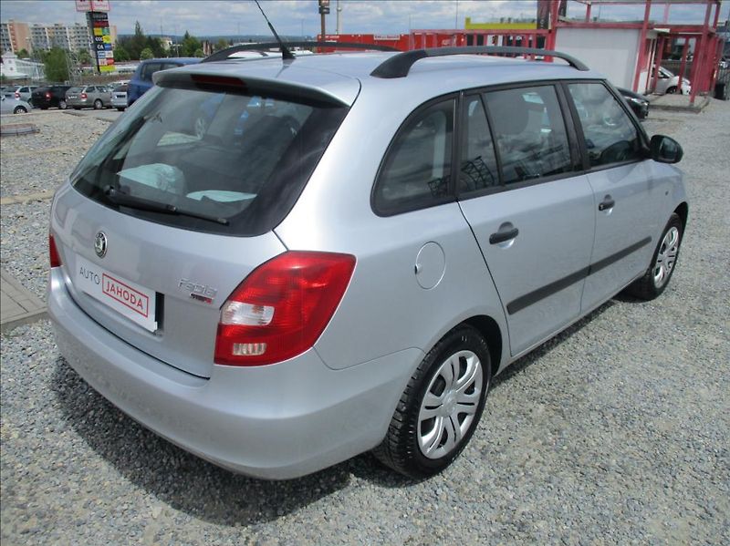 Škoda Fabia 1,2 i, klimatizace, tažné, - fotka 5 z 28
