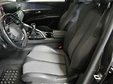 Peugeot 5008 (2022) 1.2 PT, 1.maj,ČR, Allure - náhled 10