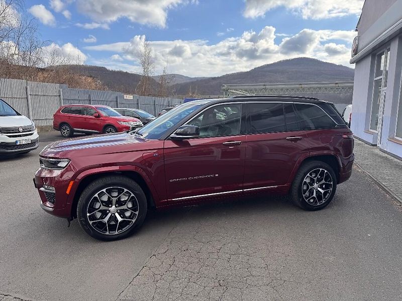 Jeep Grand Cherokee (2025) Summit Reserve 4xe (380k) 8AT - fotka 5 z 50