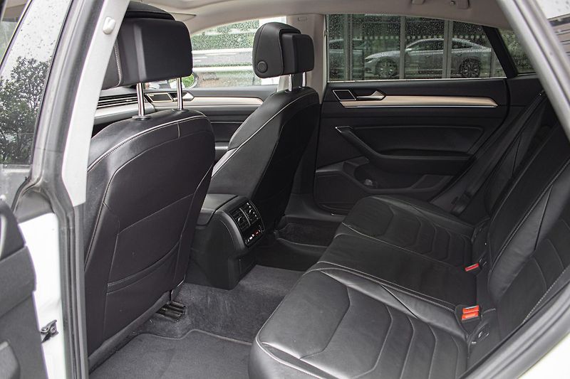 Volkswagen Arteon - fotka 27 z 34