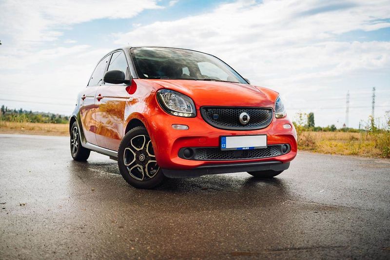 Smart Forfour (2019) EQ, SoH 86%, Automat - fotka 2 z 29