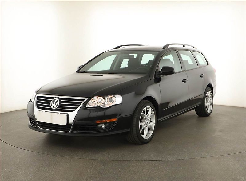 Volkswagen Passat (2007) 1.9 TDI, Tempomat - fotka 2 z 12