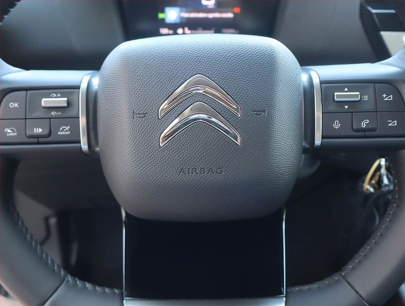 Citroën C4 (2025) 1.2 PureTech, ČR,1.maj - fotka 16 z 16