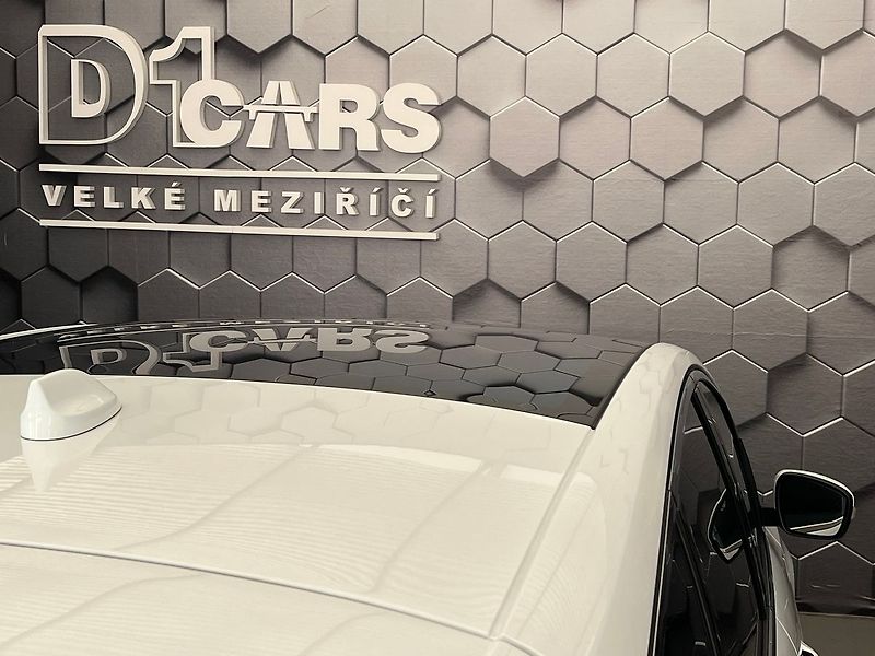 Ford S-MAX 2.0 EB Titanium LED manuál - fotka 40 z 65